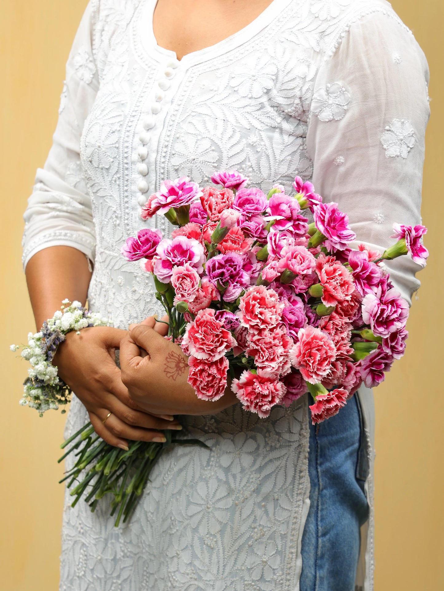 Spray Carnations